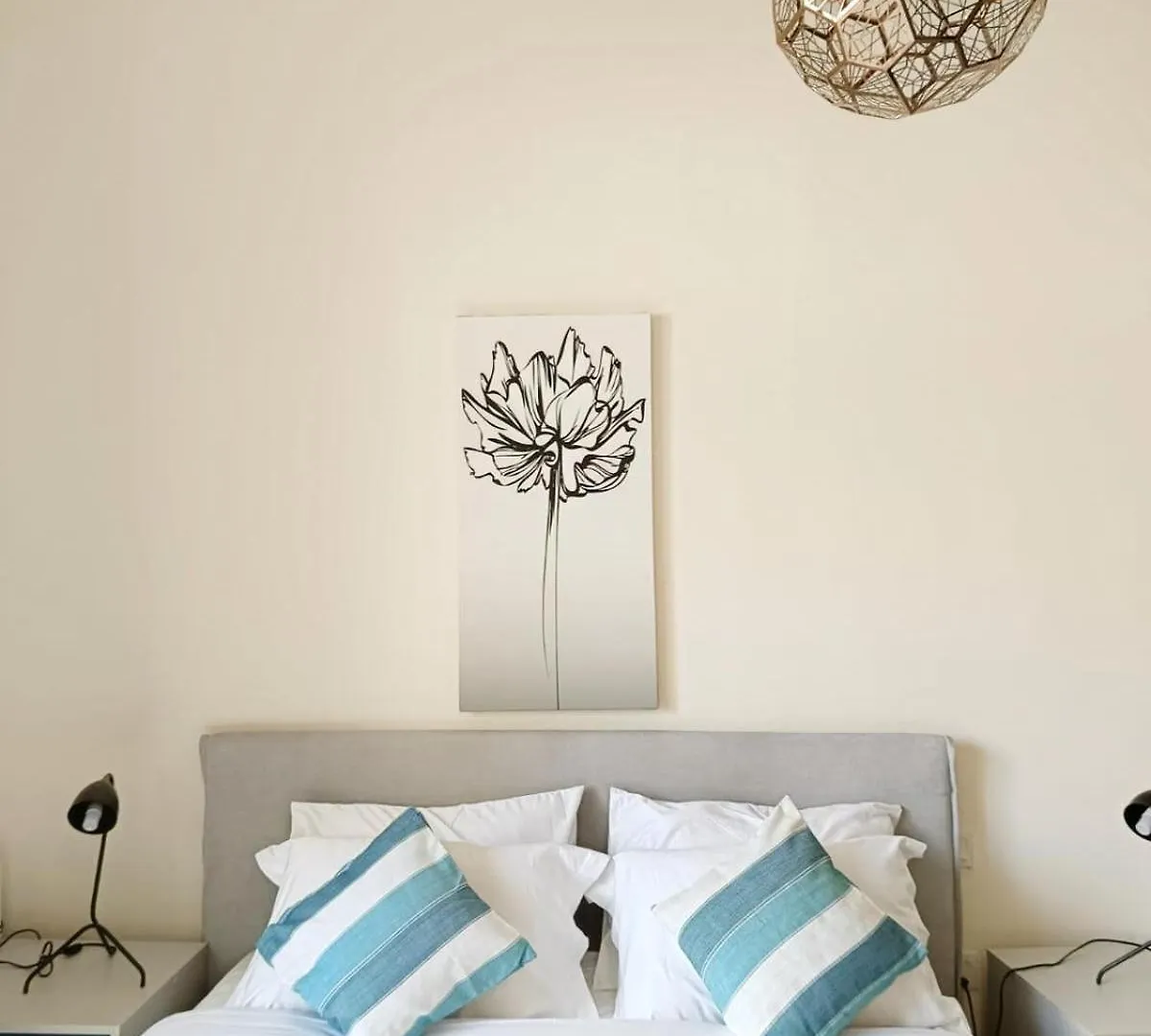 Superior Stay- Sleek & Modern Studio In Business Bay Dubai