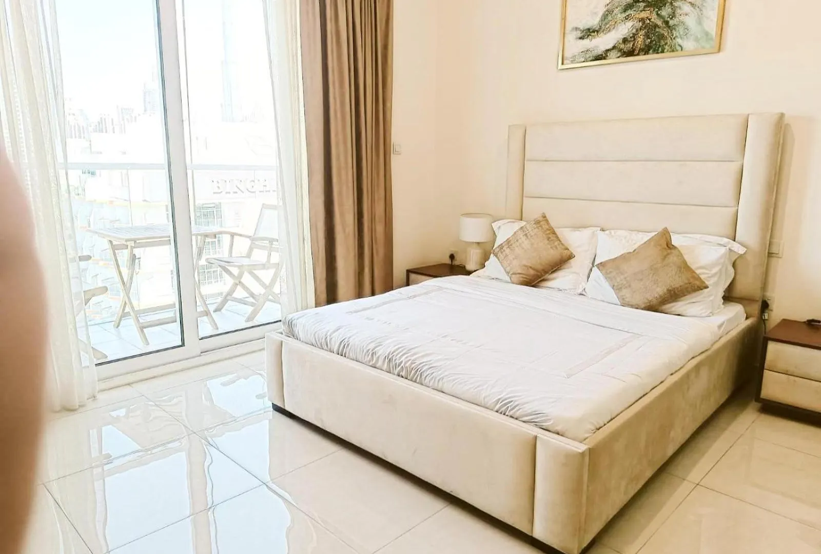 Apartment Superior Stay- Sleek & Modern Studio In Business Bay Dubai