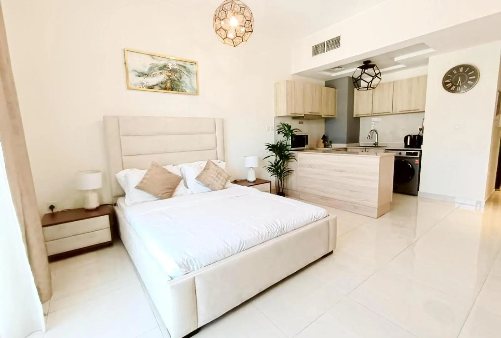Superior Stay- Sleek & Modern Studio In Business Bay Dubai 0*,  United Arab Emirates