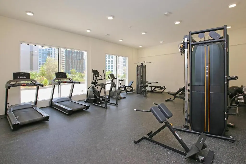 Superior Stay- Sleek & Modern Studio In Business Bay Dubai Apartment