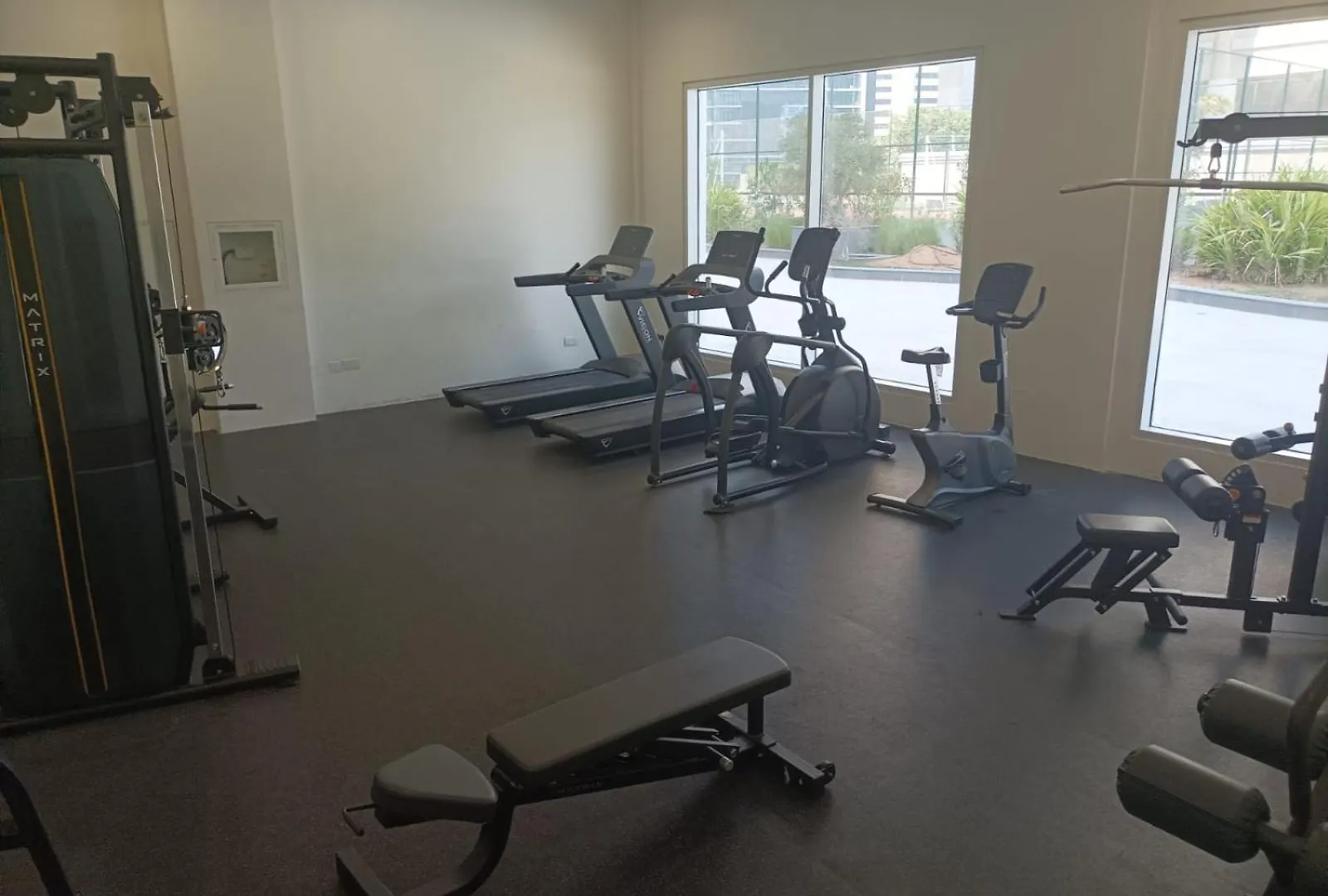 Apartment Superior Stay- Sleek & Modern Studio In Business Bay Dubai