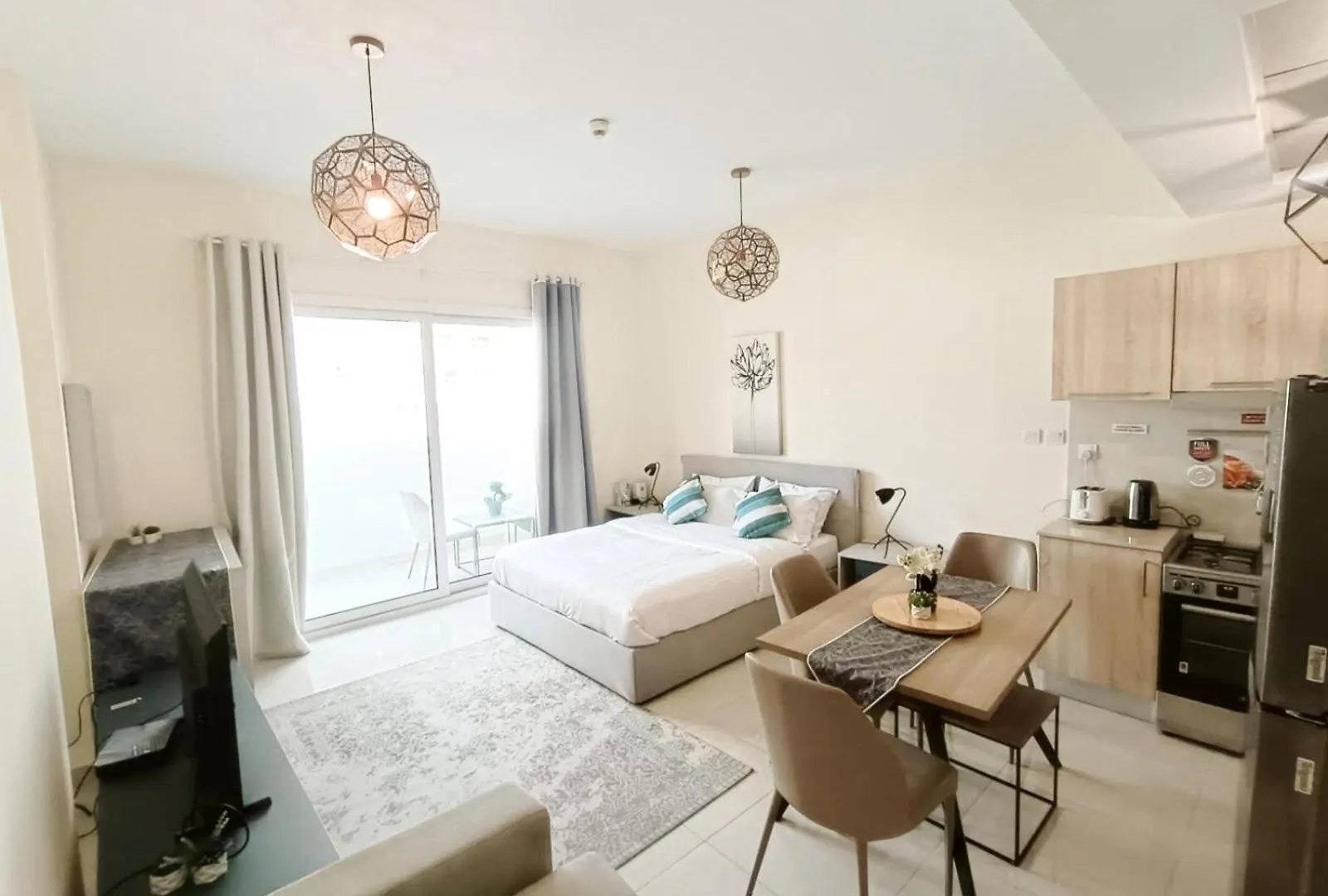 Apartment Superior Stay- Sleek & Modern Studio In Business Bay Dubai United Arab Emirates