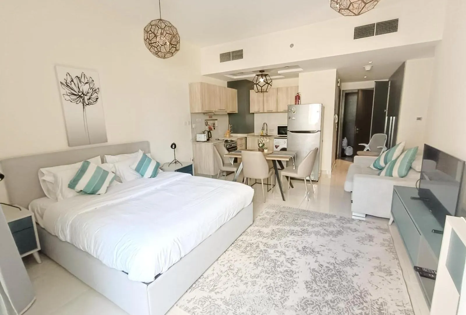 Superior Stay- Sleek & Modern Studio In Business Bay Dubai Birleşik Arap Emirlikleri