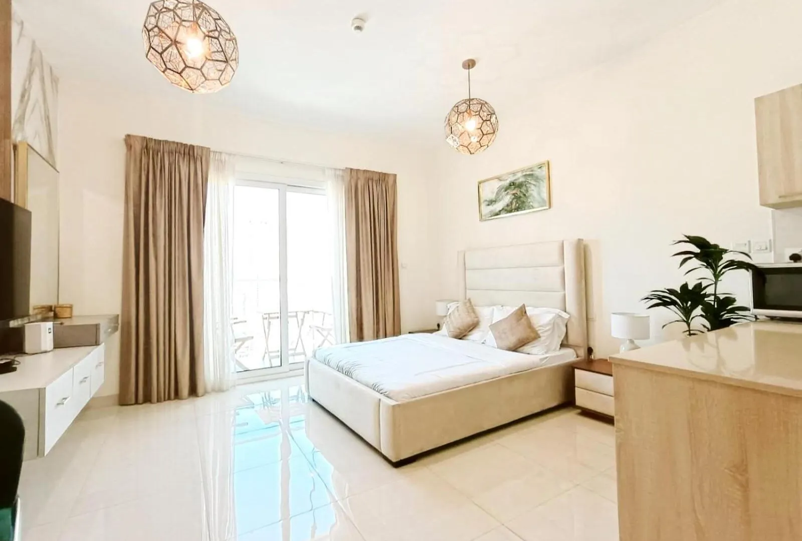 Superior Stay- Sleek & Modern Studio In Business Bay Dubai Daire