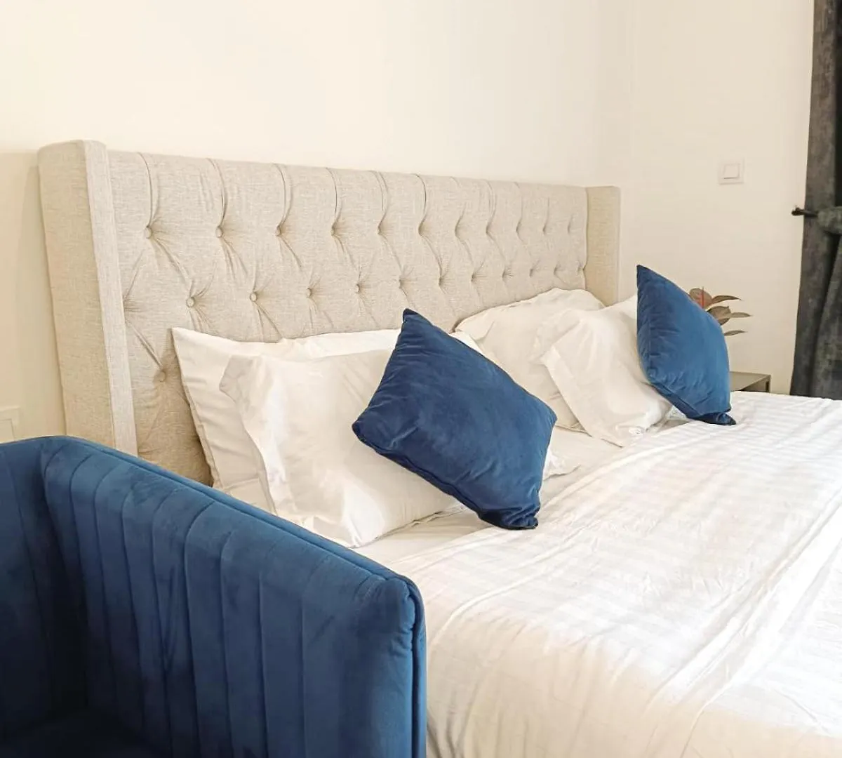 Superior Stay- Sleek & Modern Studio In Business Bay Dubai Daire